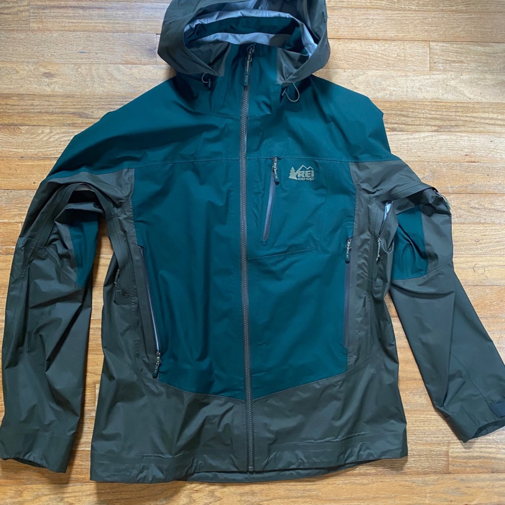 REI 3 layer Gore-tex jacket
